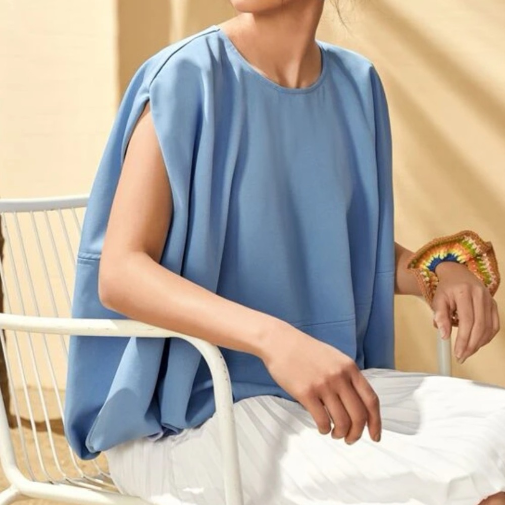 Batwing Sleeve Blouse - Picture 8 of 8